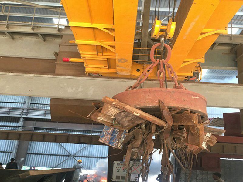 Steel Scrap Handling Electromagnet Overhead Crane