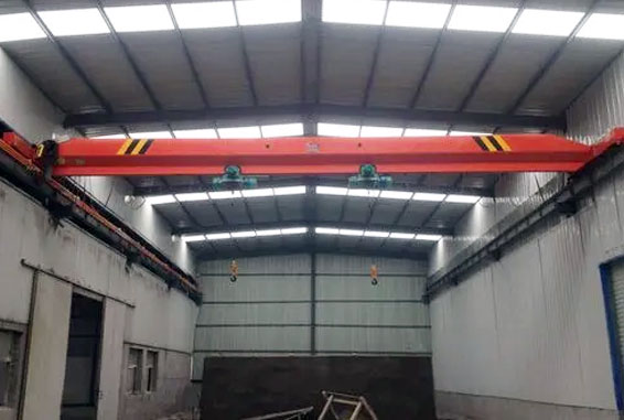 Double Hoist Crane