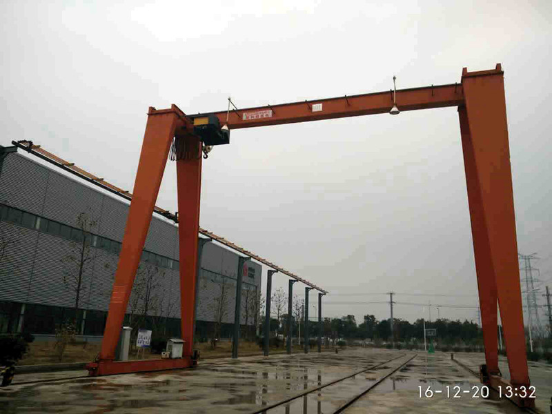 FEM Standard Monorail Gantry Cranes