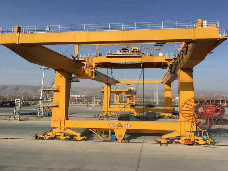 Motorized Gantry Crane
