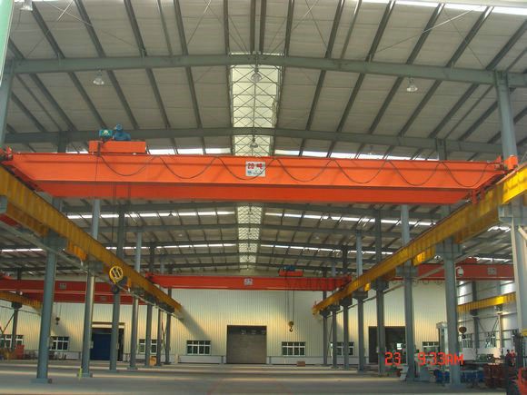 Light Type Double Girder China EOT Crane with Electric Hoist Trolley