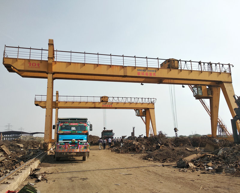 Scrap Handling Gantry Cranes