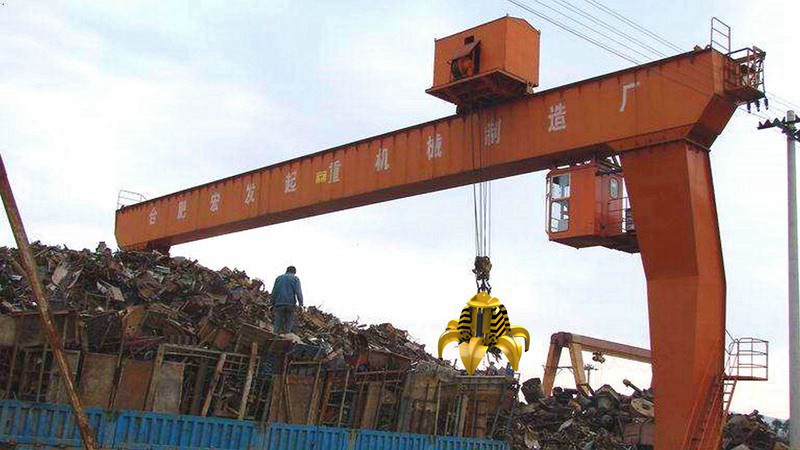 gantry crane with grab