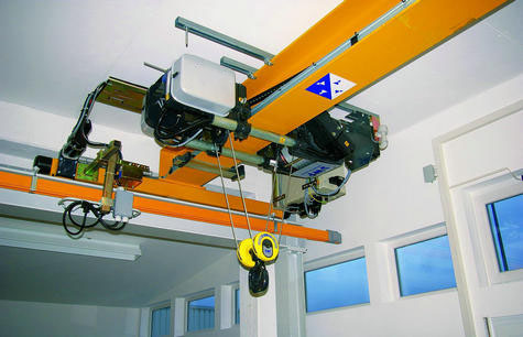 How to choose the gantry crane and the main beam structure